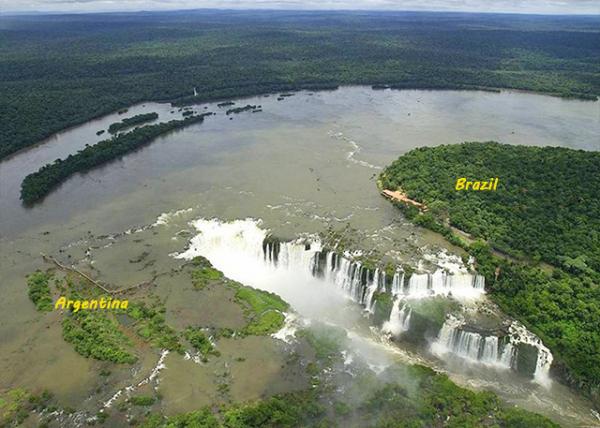01-07-13_ Iguazu NP in Both Argentina & Brasil0001.jpg