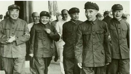 1754246496408850.jpg 朱林鄧陳在文革.JPG