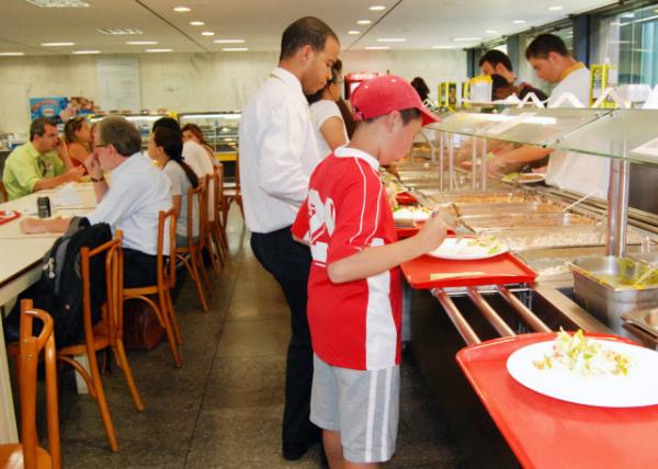 01-09-13_ Natl Congress-Cafeteria-10001.JPG