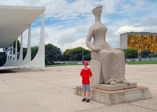 01-09-13_ Supreme Federal Tribunal_Statue of Justice 塷-10001.JPG