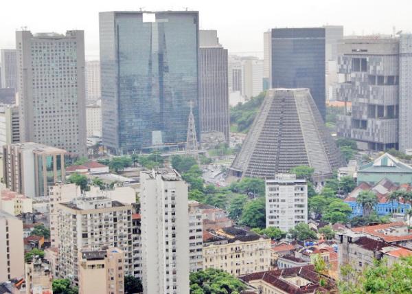 01-11-13_ Cityscape_Metropolitan Cathedral of Rio de Janeiro in Mayan Architectural Style of Pyramids Լ󶼻áŽĽ0001.JPG