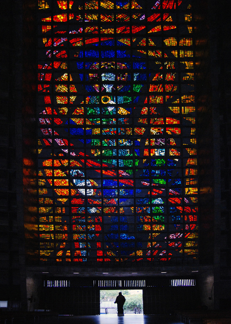 01-11-13_ Metropolitan Cathedral of Rio de Janeiro_Conical  Roof Բ׶컨-50001.jpg