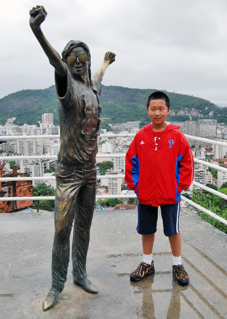 01-11-13_ Santa Marta Favela_They Don't Care About Us by Michael Jackson ˶ܿѷǲںǡ-80001.JPG