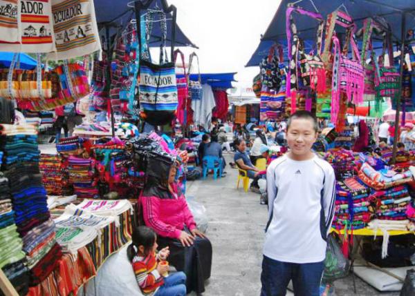 03-30-13_ Poncho Plaza 㳡-100010001.JPG