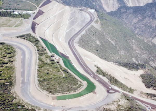 03-31-13_ Quito_Highway ࡤٹ·00010001.JPG
