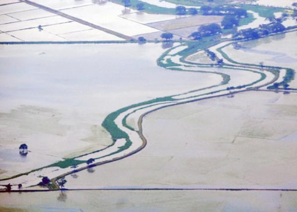 03-31-13_ Quayaquil_Ro Guayas ˹-300010001.JPG