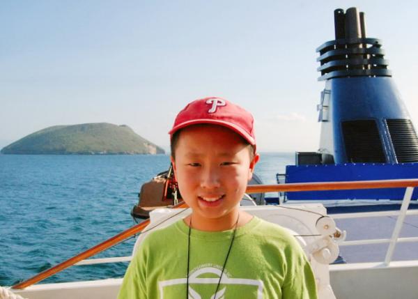 03-31-13_ Daphne Major-500010001.JPG