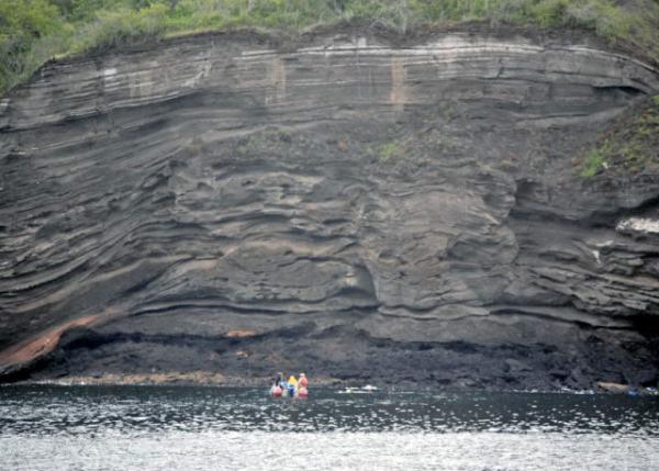 04-02-13_ Tagus Cove_Rock Formation ʯ0001.JPG