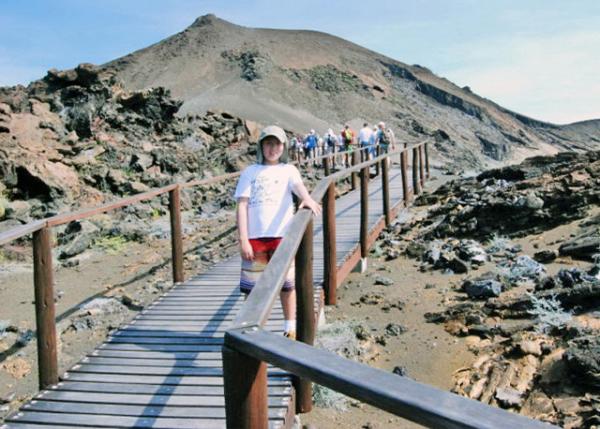 04-03-13_ Wooden Staircase ľ-20001.JPG