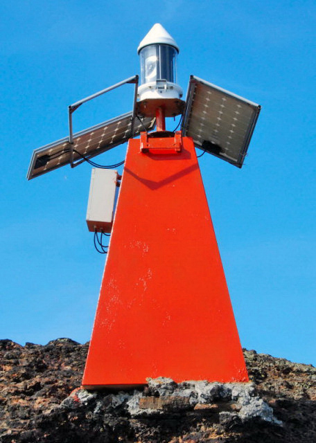 04-03-13_ Bartolom Lighthouse ÷0001.JPG