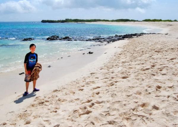 04-04-13_ Bachas Beach ̲0001.JPG