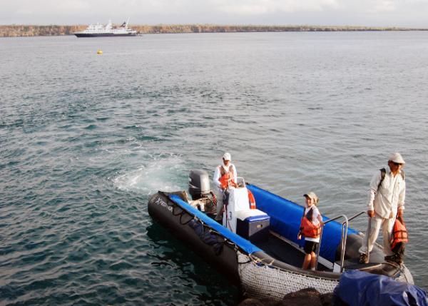 04-04-13_ North Seymour Island @ Galapagos ȺĦ0001.JPG