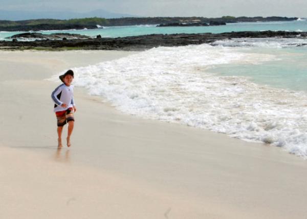 04-05-13_ Witch Hill_White Coral Sand Beach ɺɳ̲-20001.JPG