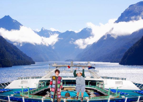 2009-12-27_Doubtful Sound Outlooked from Diamonnd Princess-4M0001.JPG