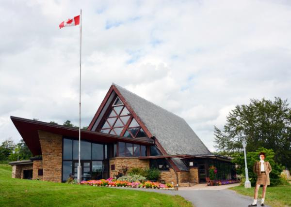 2023-08-17_Baddeck_Beautiful Mtn Hall_Home to Alexander Graham Bell Natl Historic Site in Shingle Style Architecture-1M0001.JPG