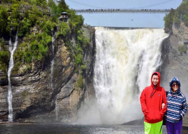 2017-05-28_Chute Montmorency_83 m (272') tall, a full 30 m (99') higher than Niagara Falls ٲ83272ӢߣǼٲ߳3099Ӣ-10001.jpg