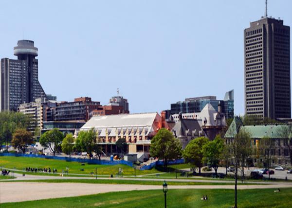 2017-05-28_Édifice Marie-Guyart شB0001.JPG