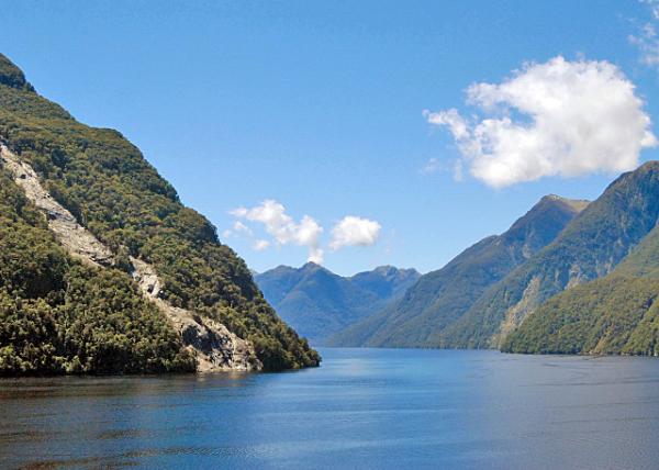 12-27-09_ Thompson Sound_Te Awaatu Channel, the Gut ͨ-20001.JPG