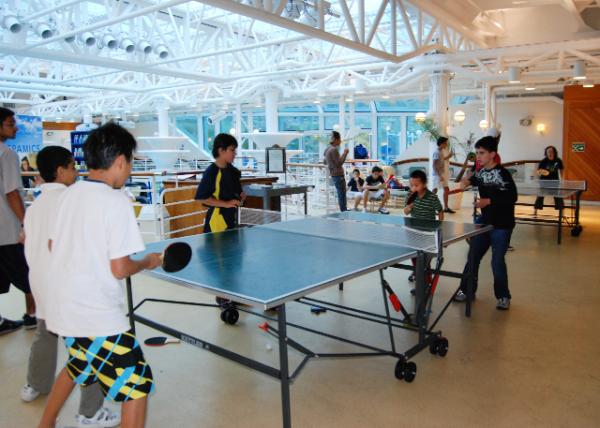 12-26-09_ Fun Zone_Ping Pong-2.jpg