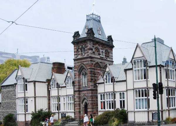 12-25-09_ Armagh Street_Historic Provincal Council Bldgs.jpg