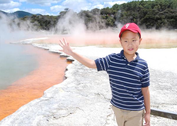 12-21-09_ Champagne Pool w the Outrageous Color ɫѤĳ-40001.jpg