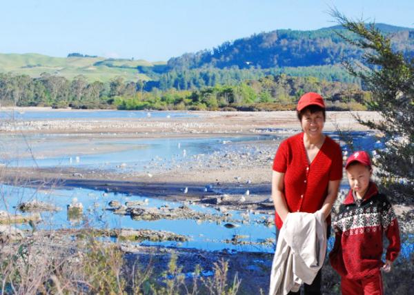 12-20-09_ Lake Rotorua ɽ-10001.jpg