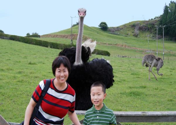 12-19-09_ Ostrich Farm ֳ-3.jpg