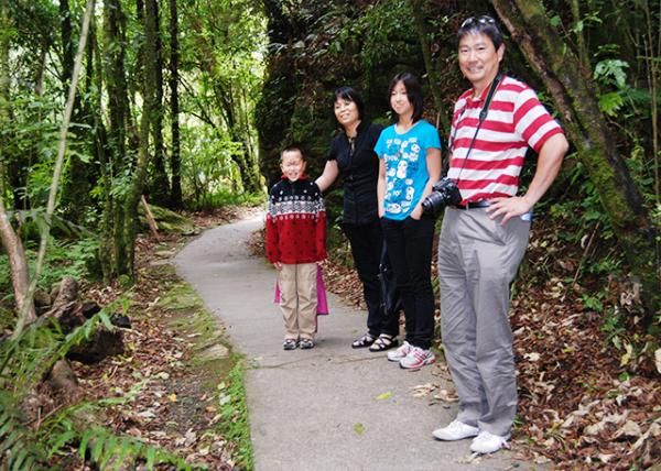 12-19-09_ Waitomo Glowworm Caves.jpg