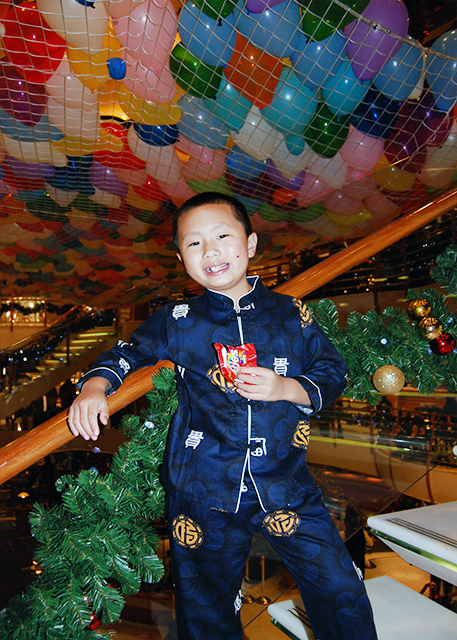 12-31-09_ Atrium @ Diamond Princess ʯ֡-20001.JPG