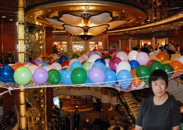 12-31-09_ Baloons-10001.jpg