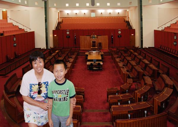 01-05-10_ Parliament House_Australian Senate áԺ-10001.jpg