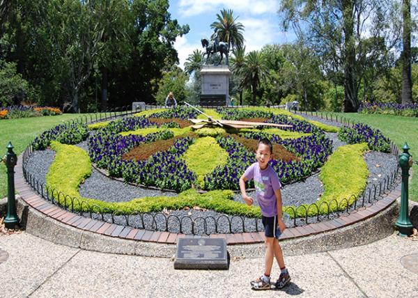01-02-10_ Kings Domain_Sir John Monash Statue ԼĪʲʿ-20001.JPG