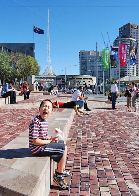 01-06-10_ Federation Square0001.JPG