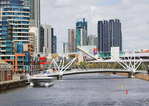 01-02-10_ Bridge_Seafarers over Yarra River-20001.jpg