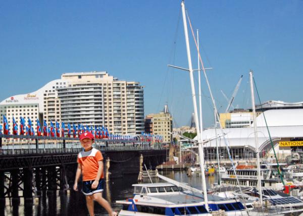 01-10-10_ Ibis Sydney Darling Harbor ˱˼Ϥ˸۾Ƶ-10001.jpg