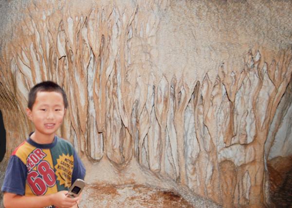 01-11-10_ Jenolan Caves_Ribbons of Stalagmite-10001.jpg