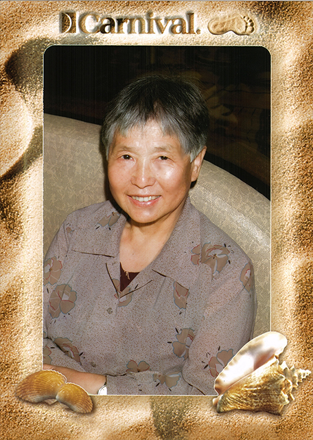 01-28-08_ Carnival Destiny_Dinner-20001.jpg