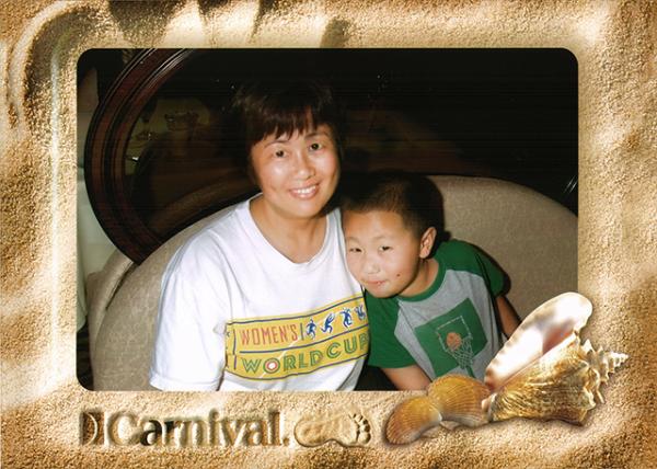 01-28-08_ Carnival Destiny_Dinner-10001.jpg