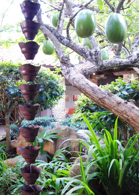 02-01-08_ La Romana-Waterdrain Chain ˮ0001.JPG