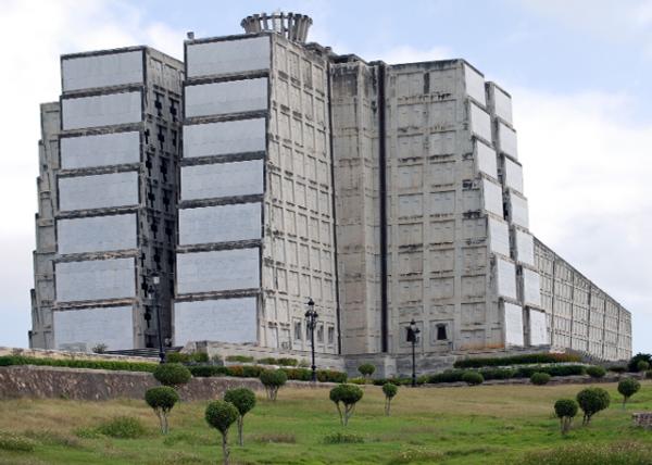 02-02-08_ Santo Domingo-Columbus Lighthouse, A Mausoleum Monument ʥײĹ-30001.JPG