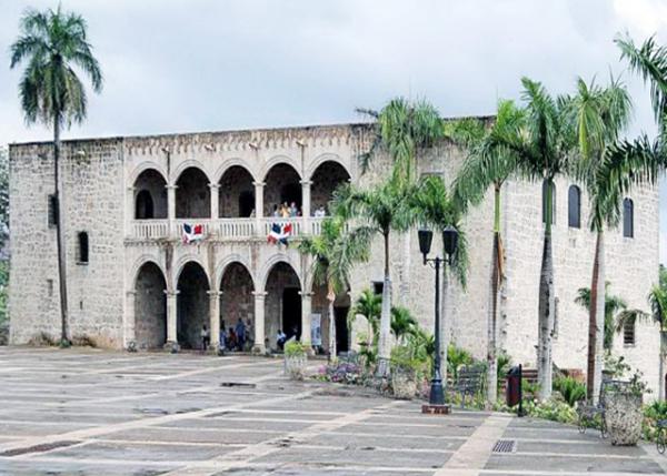 02-02-08_ Santo Domingo-Columbus Palace ײ-10001.JPG