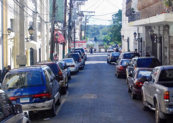 02-02-08_ Santo Domingo-Downtown Street Ľֵ-10001.JPG