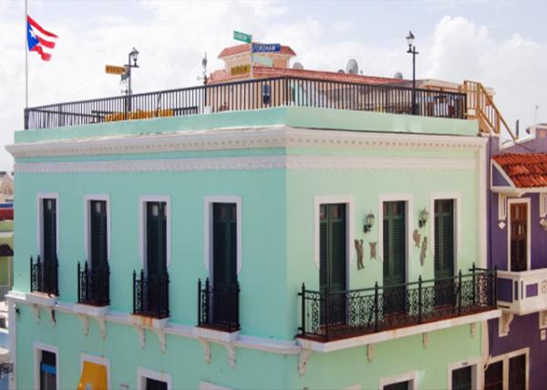 02-04-08_ San Juan-Direction Plaques over Rooftop ·0001.JPG