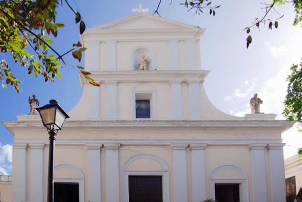 02-05-08_ San Juan Cathedral_Façade-80001.JPG