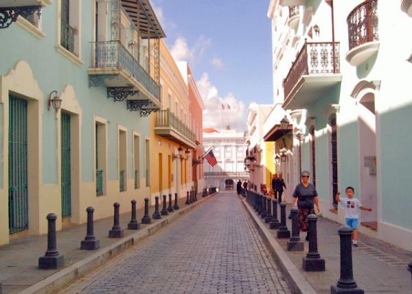 02-05-08_ San Juan-Calle de la Fortaleza Ҫ-10001.JPG