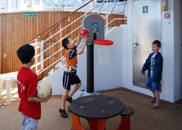 01-24-09_ Island Princess_Slam Dunk.jpg