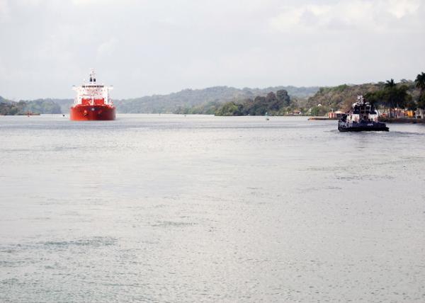 01-28-09_ Panama Gatun Lake, the Man-Made Lake ͨ˹0001.JPG