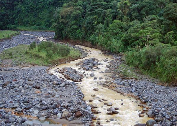 01-29-09_ Mineral-Discolored Scio River via Braulio Carrillo NP չҹ԰ɫѺ0001.JPG