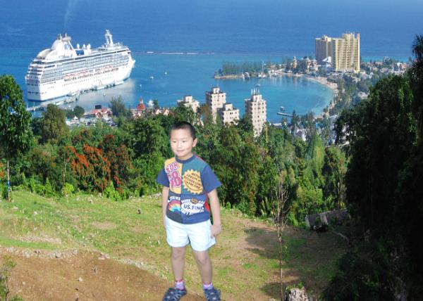 01-31-09_ Island Princess Moored in Cruise Terminal ͣδͷĹ-10001.jpg