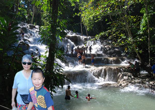 01-31-09_ Ocho Rios Dunn's River Falls, Tumbling in Terraces down the Hillside-10001.jpg